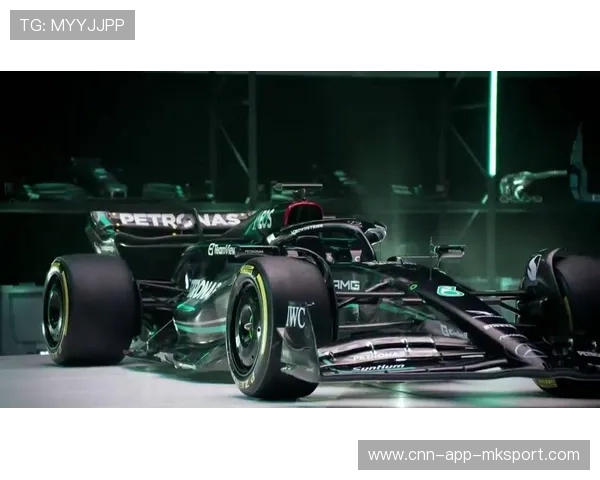 梅奔新赛车首次亮相，引发车迷热议，梅奔f1